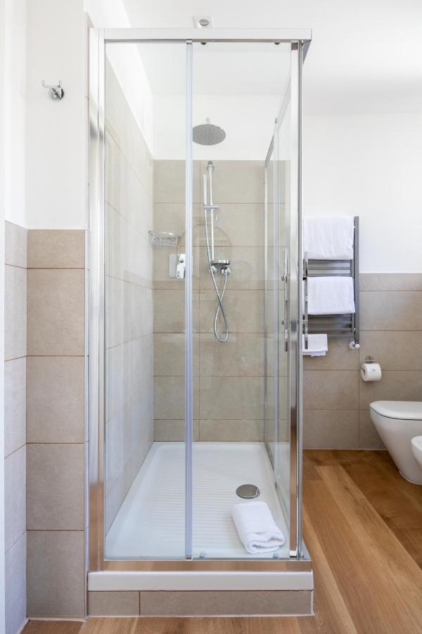 Vis A Vis Apartments Triest Zewnętrze zdjęcie